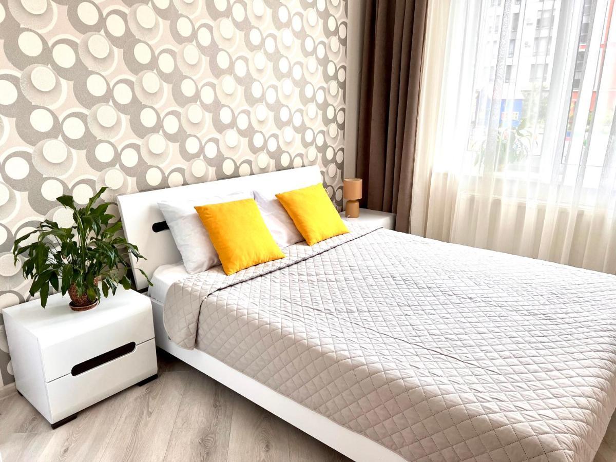 Osapart Cozy Apartment In A Complex Semycvit Lviv Exterior photo