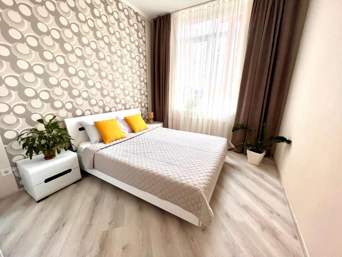 Osapart Cozy Apartment In A Complex Semycvit Lviv Exterior photo