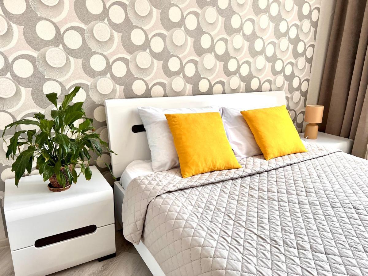 Osapart Cozy Apartment In A Complex Semycvit Lviv Exterior photo