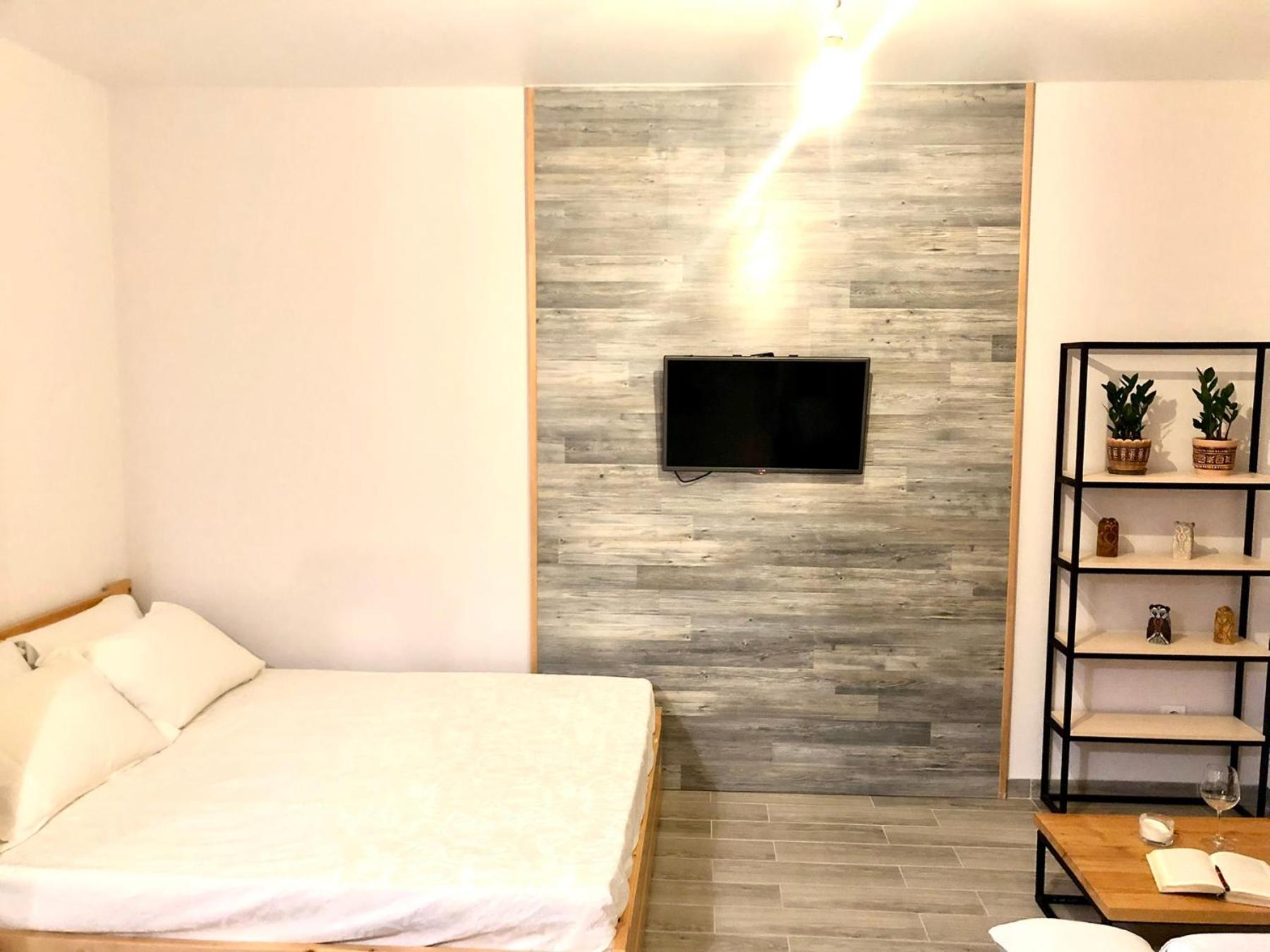 Osapart Cozy Apartment In A Complex Semycvit Lviv Exterior photo