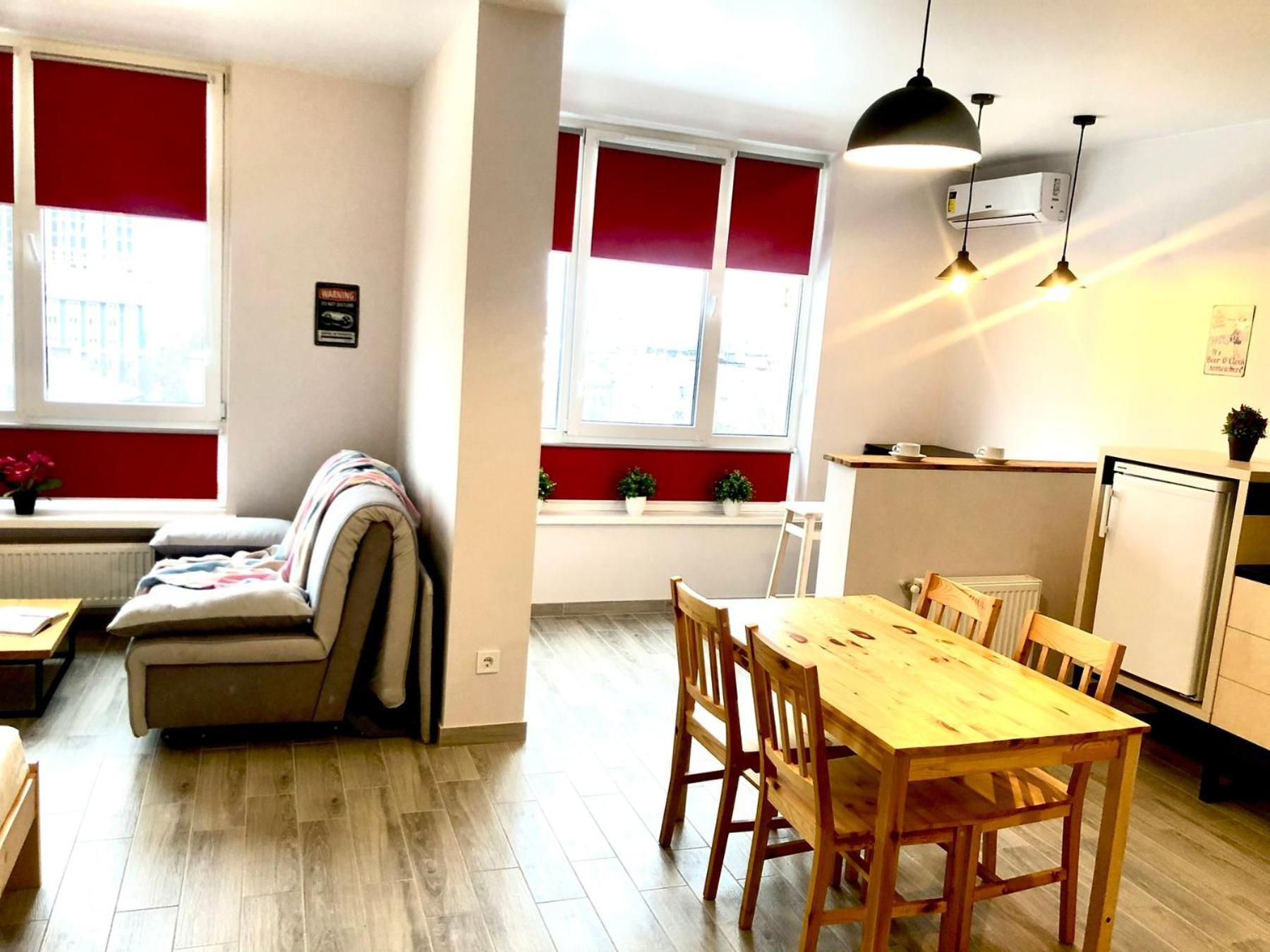 Osapart Cozy Apartment In A Complex Semycvit Lviv Exterior photo